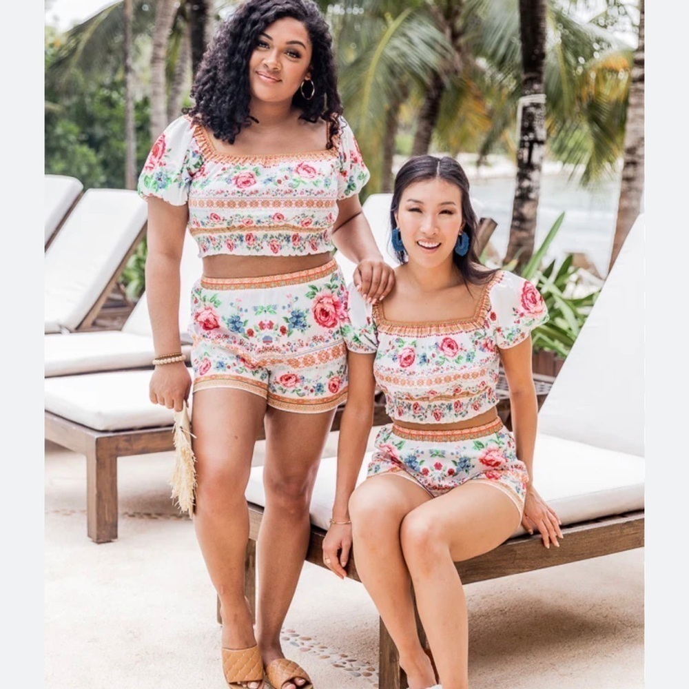 Pink Lily Memorize Floral Print Top and Short Set - Picture 3 of 16